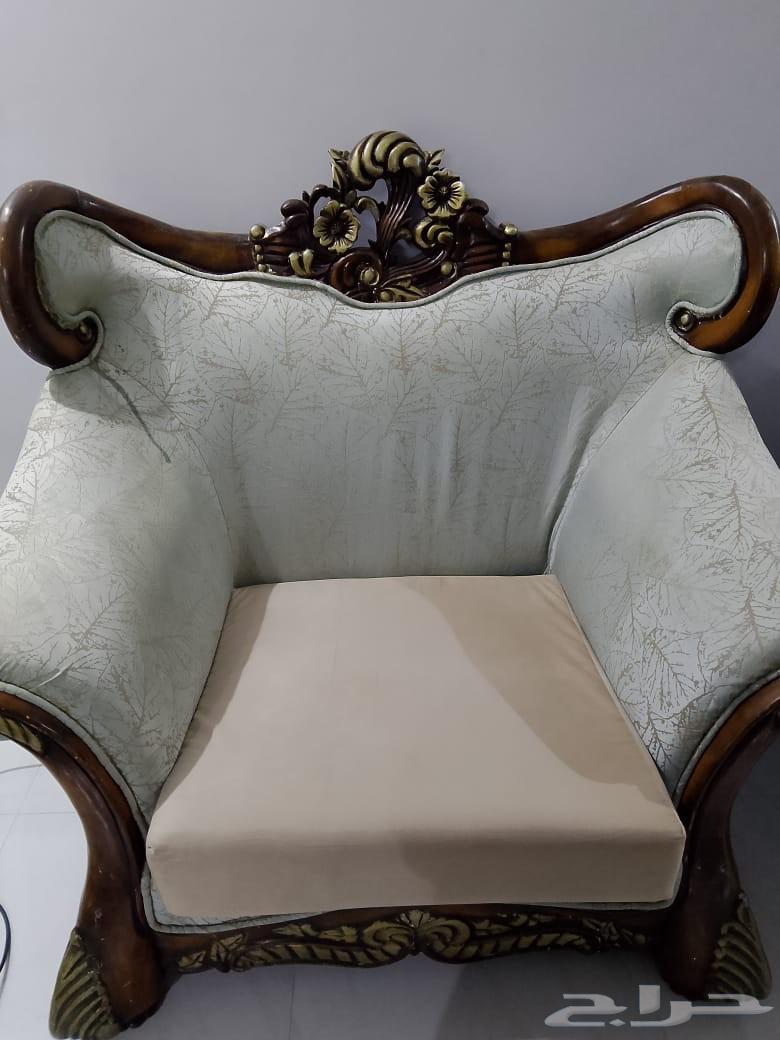 كنب كلاسيكي للبيع64402271955202110