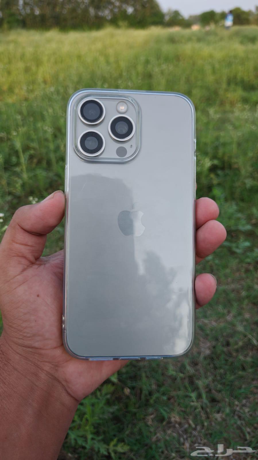 iPhone 15 pro max64403568893313112