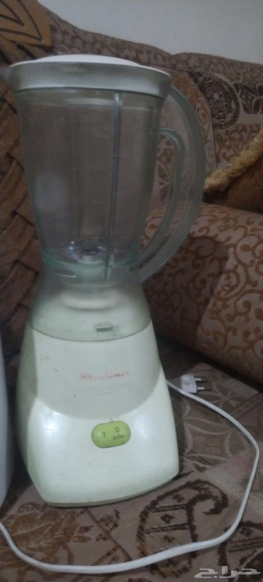 أجهزة إلكترونية للبيع.64403184949378110