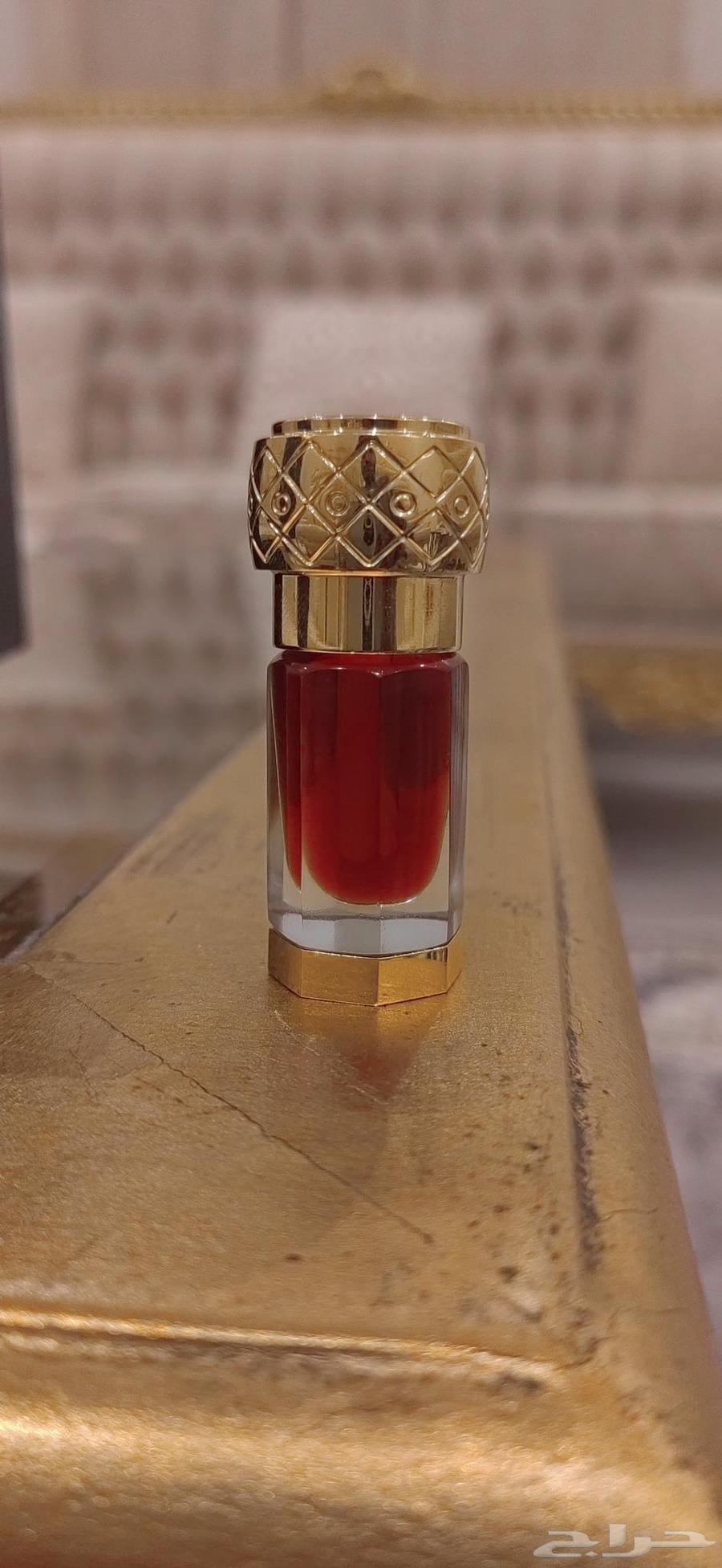 دهن عود لاوسي قابوسي معتق 25 سنة64403728541570111