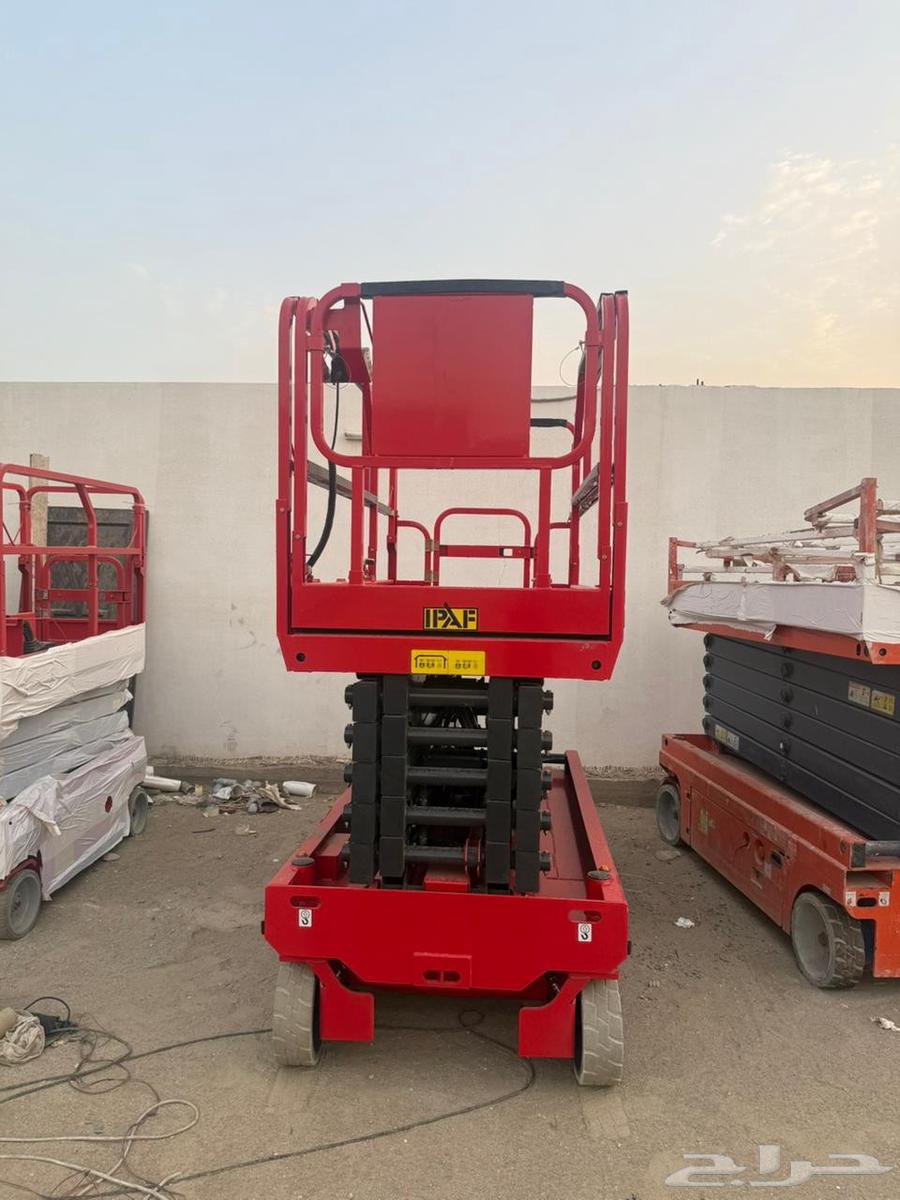 سيزرلفت للايجار مانلفت للايجار رافعة شوكيه للايجار في جدة64558697092865111