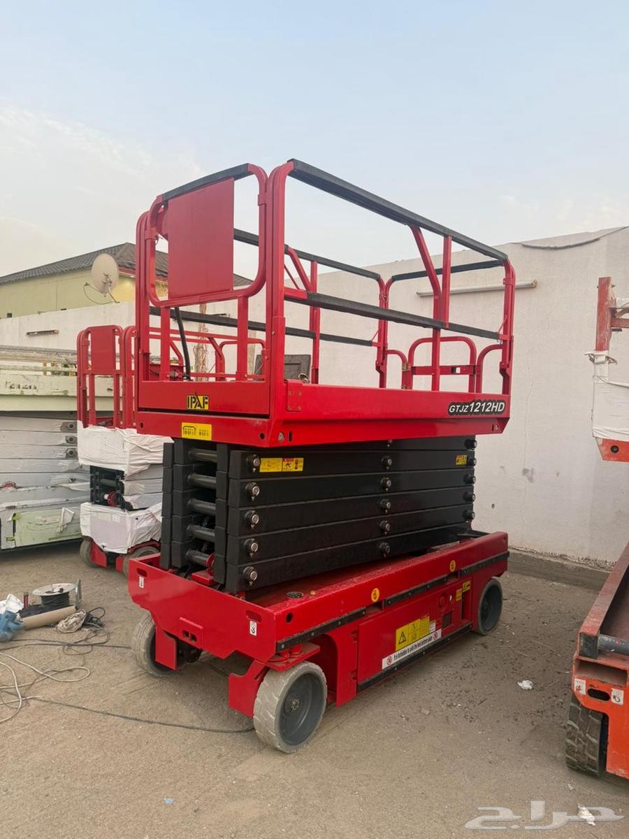 سيزرلفت للايجار مانلفت للايجار رافعة شوكيه للايجار في جدة64558697092865110