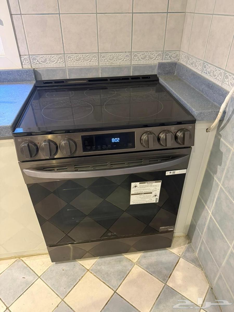 فرن كهربائي LG64402361107457110