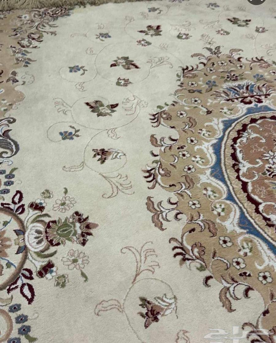 Carpet for sale at a price of 20064468010450689111