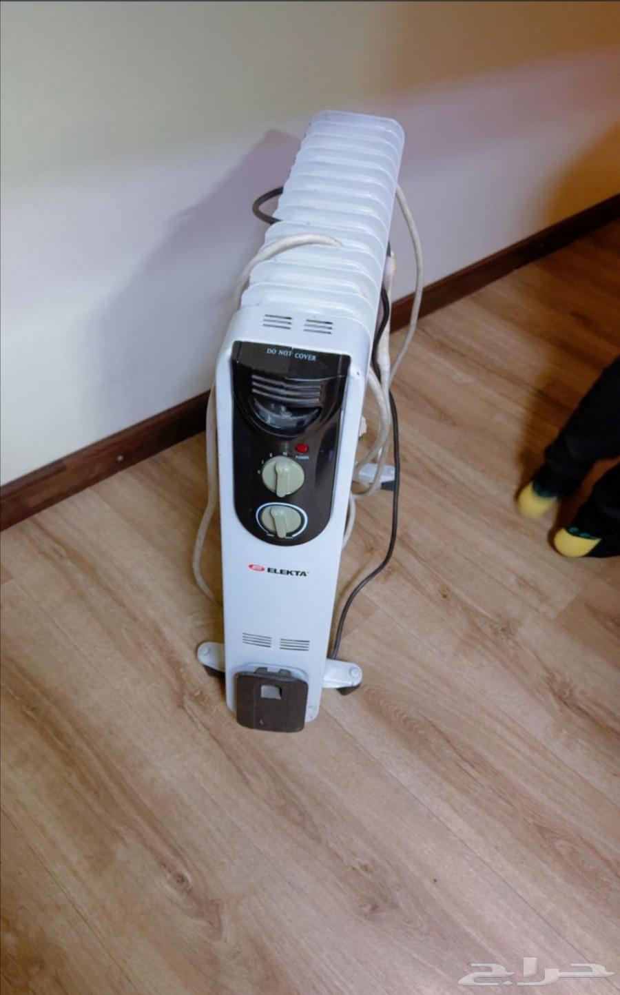 Electric vacuum and Wi-Fi device used for months and heater all64468801231618113