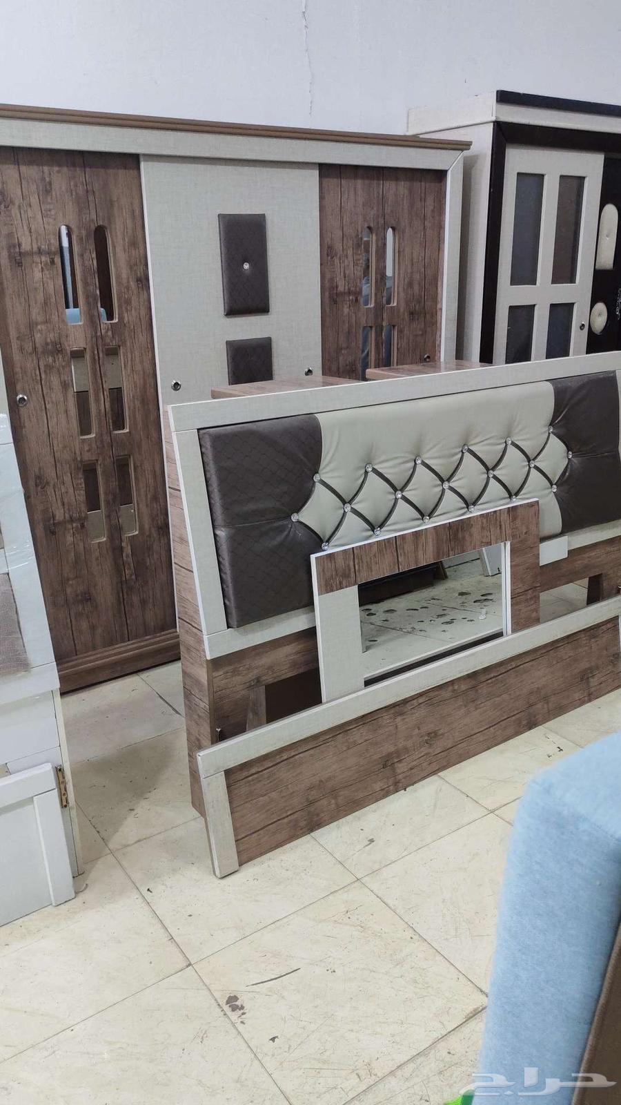 غرف نوم ودواليب مستعمل بحاله ممتازه64468426170498114