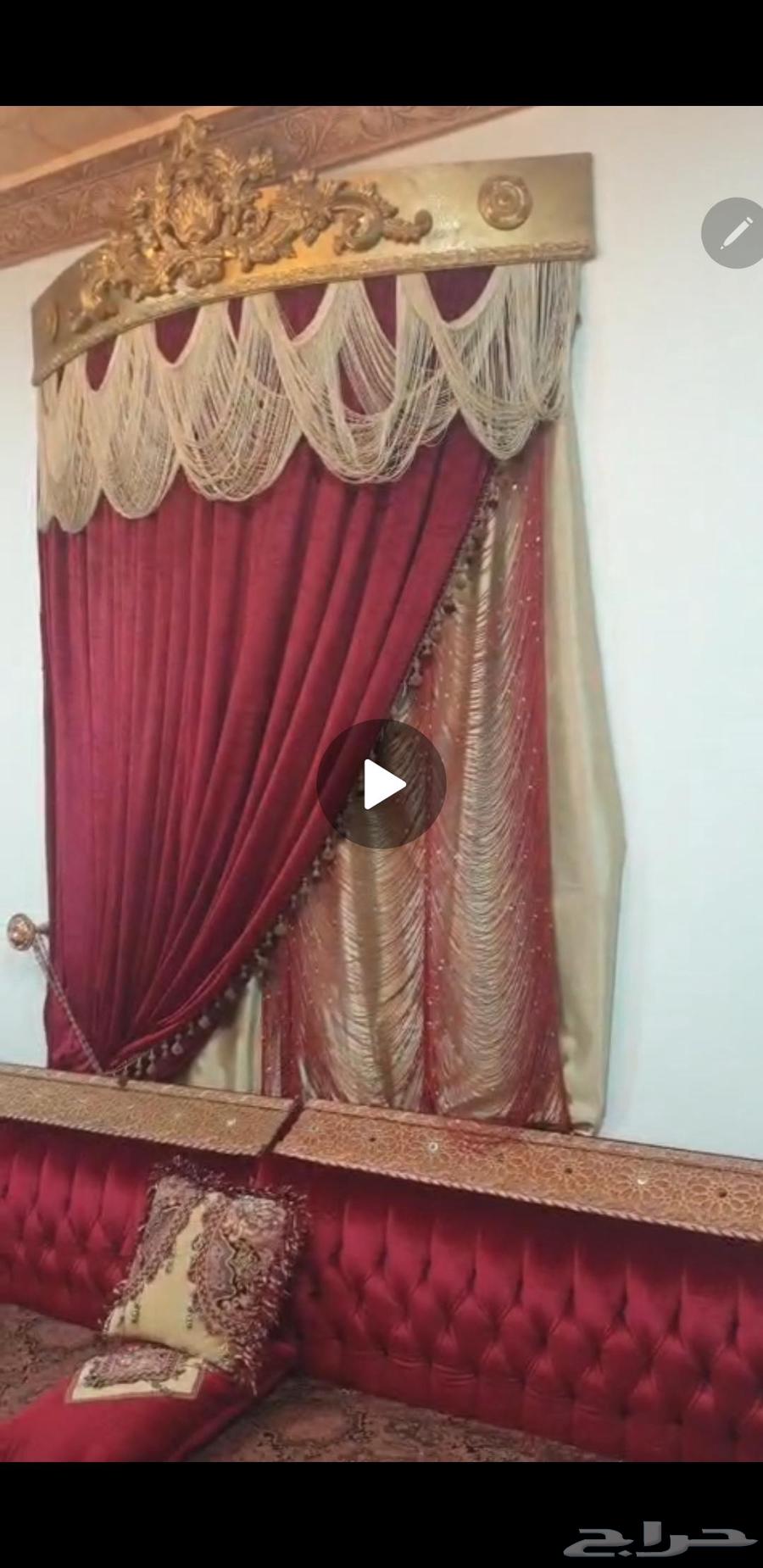 ستاره سليمه ملكيه وطاوله وكنب جلد والي في الصور64465507453185110