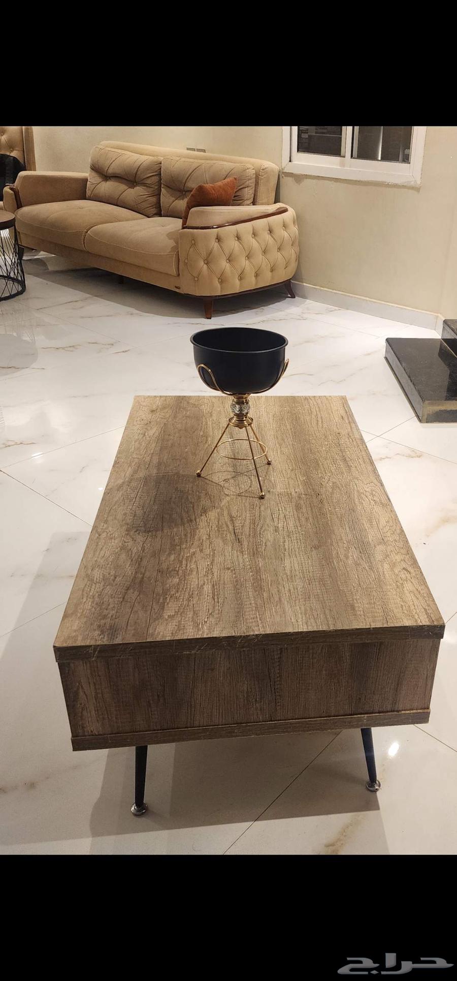 طاولة وسط وطاولة شاشة من محلات اشلي64468966998530111