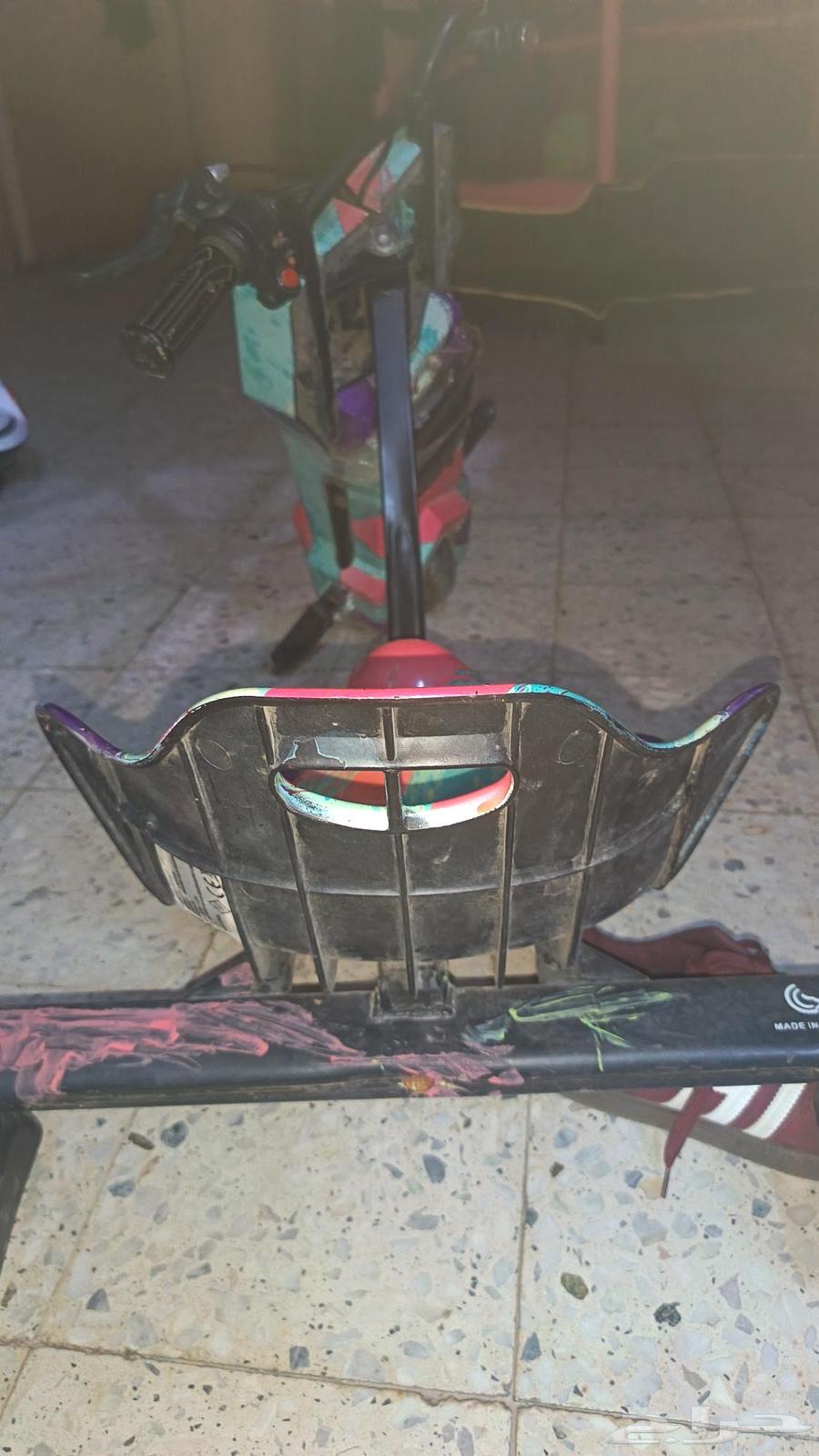 Good scooter with its own charger included64466836161923113