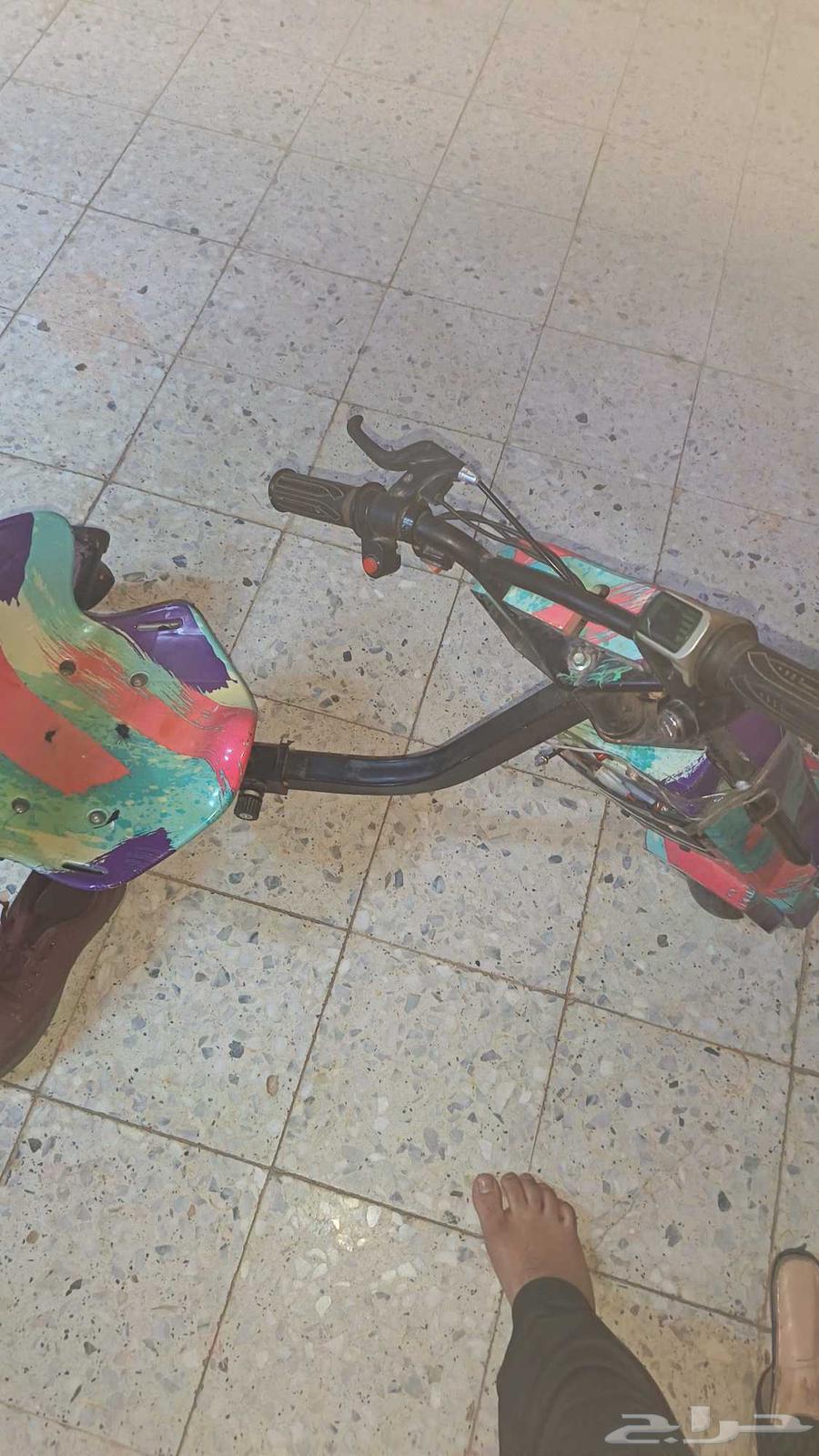 Good scooter with its own charger included64466836161923112