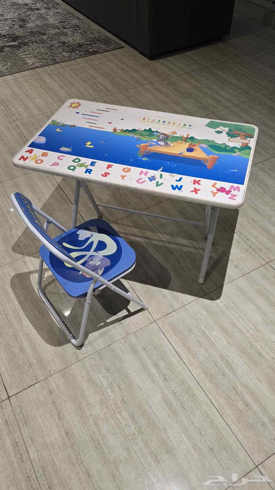 Children's items (desk table, scooter, twister wheel)64466767341187113