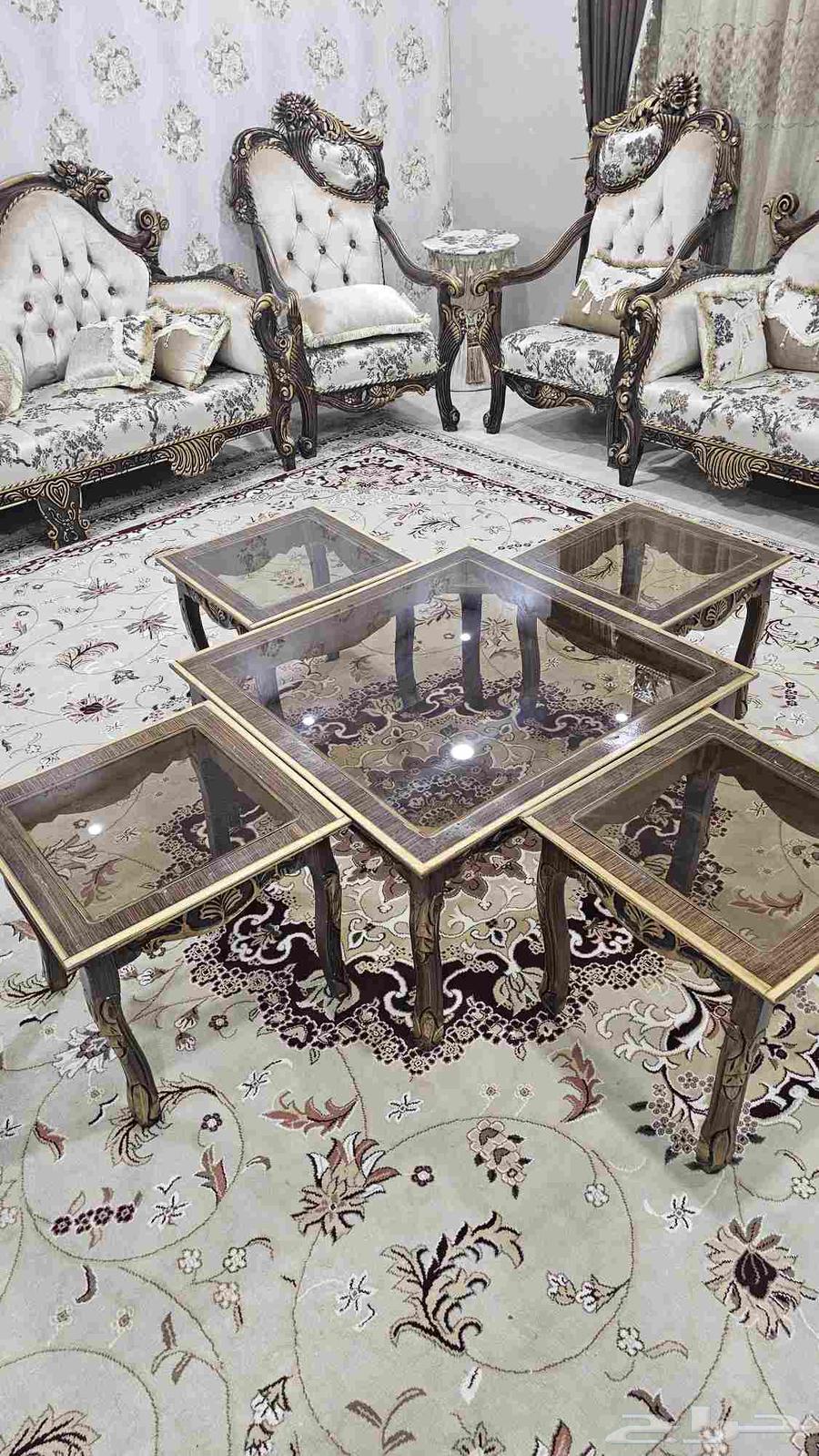 Classic Model 10-Piece Lounge Sofa Set with Tables and Three Curtains64464873934723114