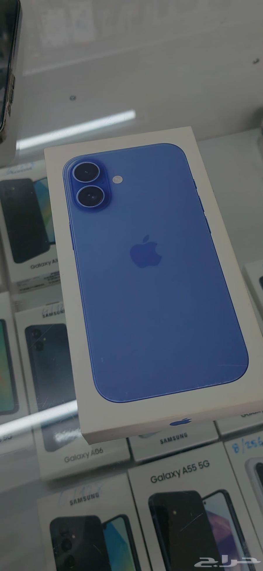 iPhone 16 regular for sale, battery 100% with original box and cable.64468552696195112