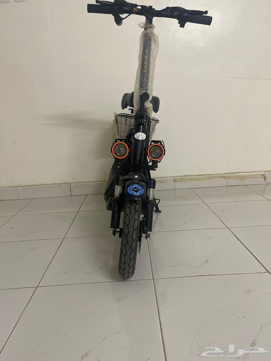سكوتر كهربائي مقاس 12 استخدام لمده شهر64468357073410111