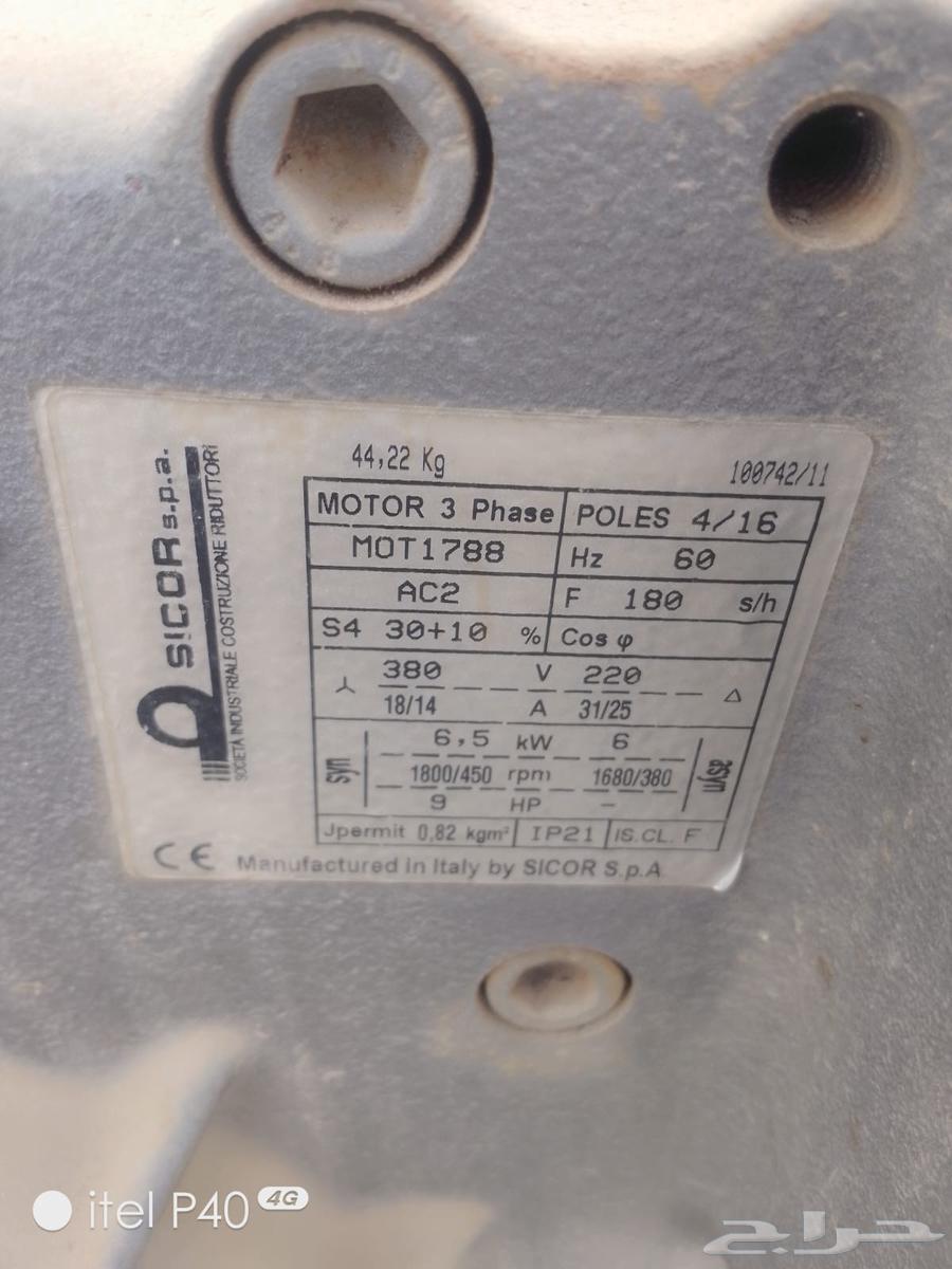 Italian-made 3-floor elevator, very clean, without cabin and rail64471335041025110