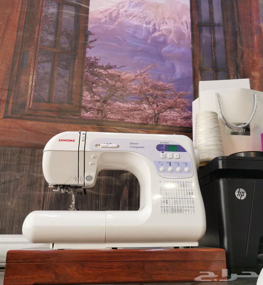 للبيع أدوات وتجهيزات لمحل خياطة من الإبرة إلى المكينة64471580862339111