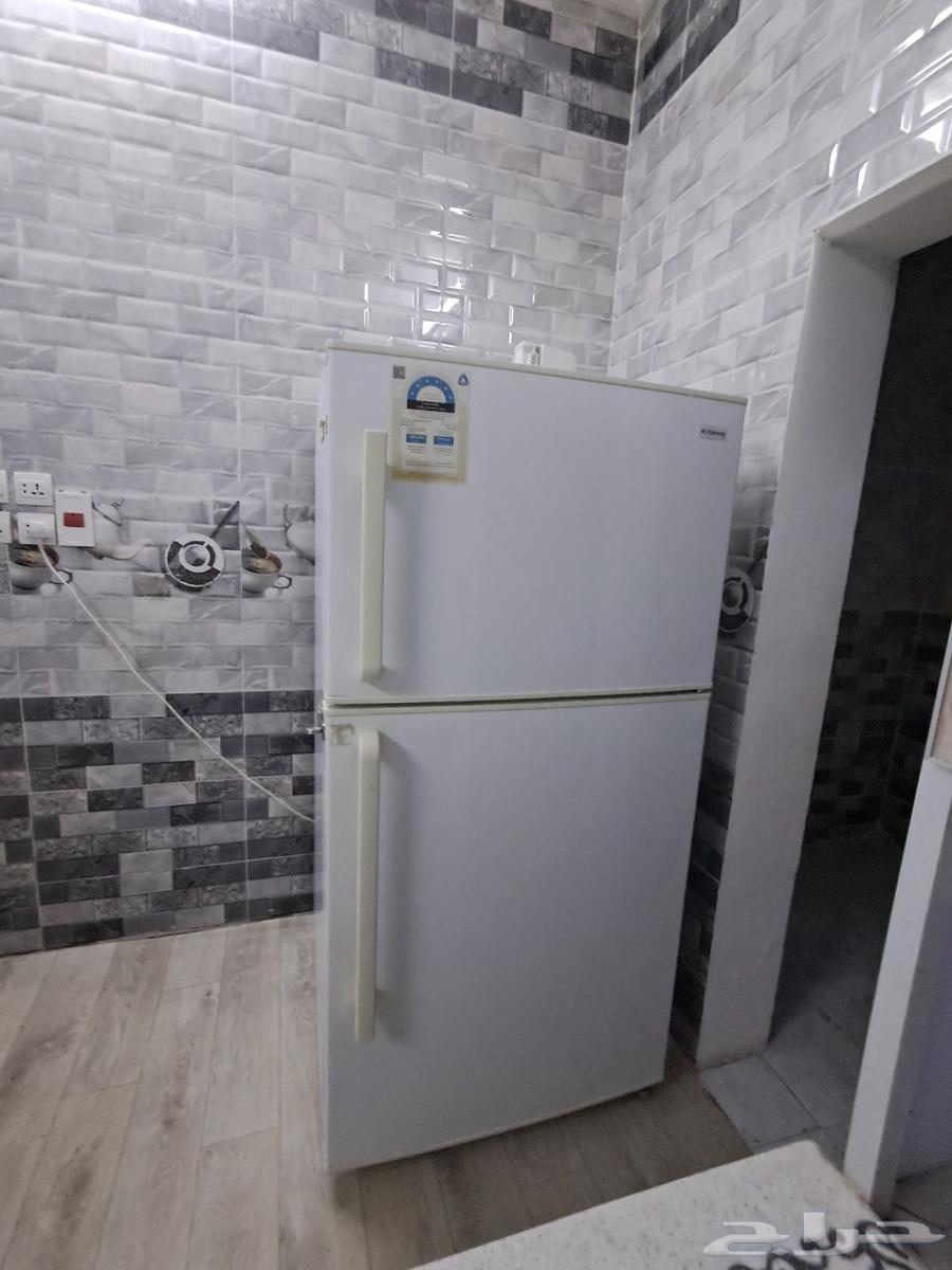 اثاث نظيف للبيع مجالس وثلاجه ودولاب64465982669057111