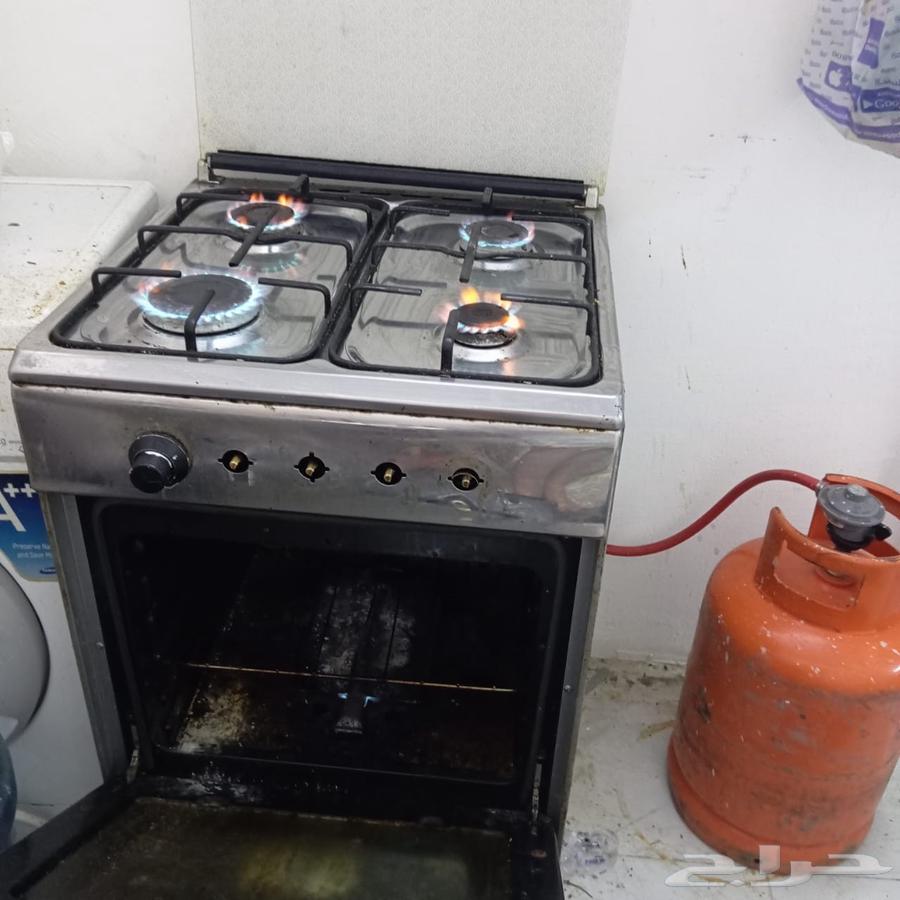 بوتاجاز 4 شعله مع الاسطوانه و التوصيل ب 450 ريال مشرفه64466725874051110