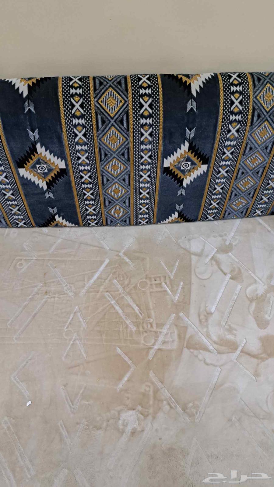 مطبخ مستعمل للبيع وكذلك مساند مجلس رجال نظيفه 4في564464775500802111