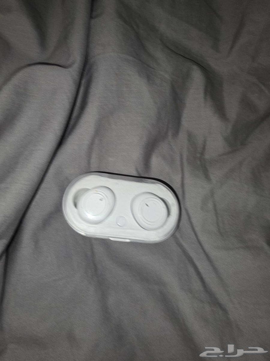 y56 earphone, momax earphone, and small stc speaker64470773022083111