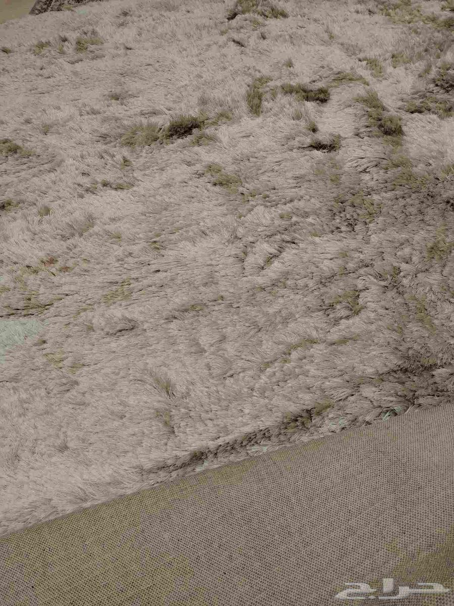 سجاد من لوفت نظيف استعمال خفيف جدا ب300 ريال64464761524867111