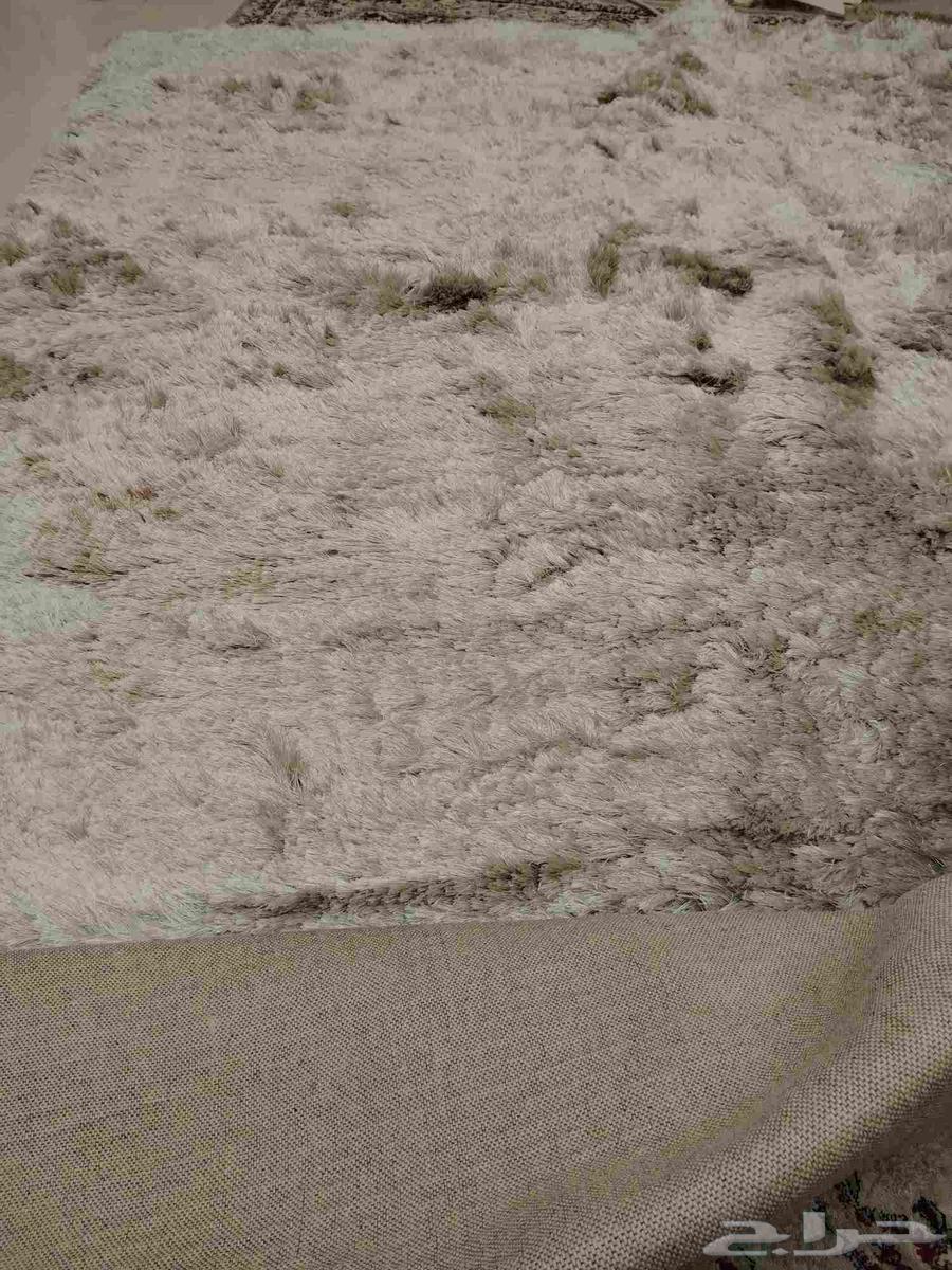 سجاد من لوفت نظيف استعمال خفيف جدا ب300 ريال64464761524867113