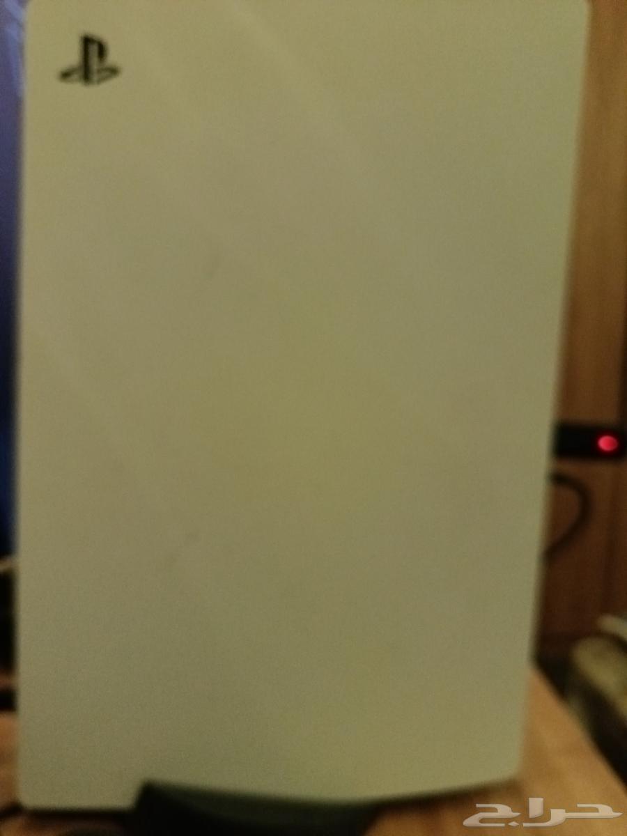 Sony Five with tape input and HyperX headset with Sony cables64469879142786112