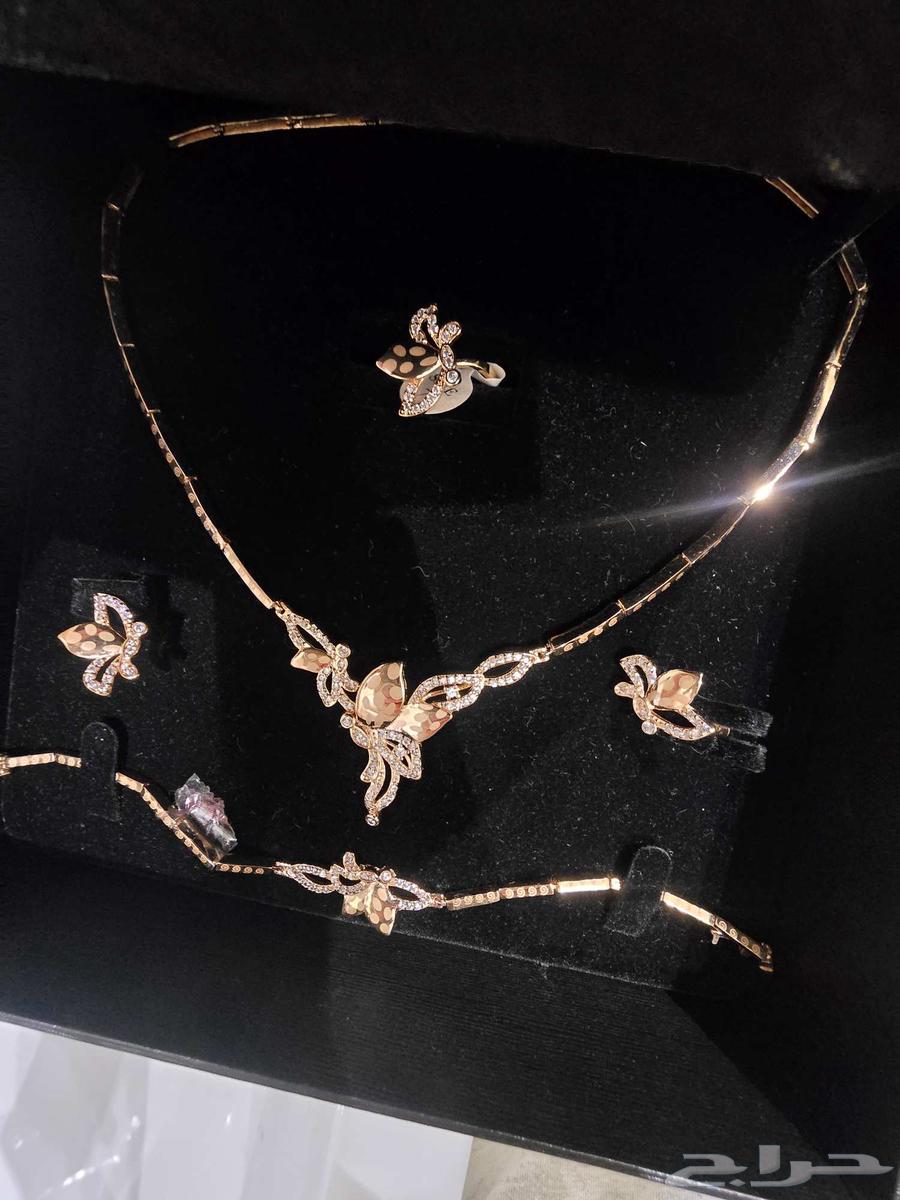 طقم بديل الذهب64468176329473110