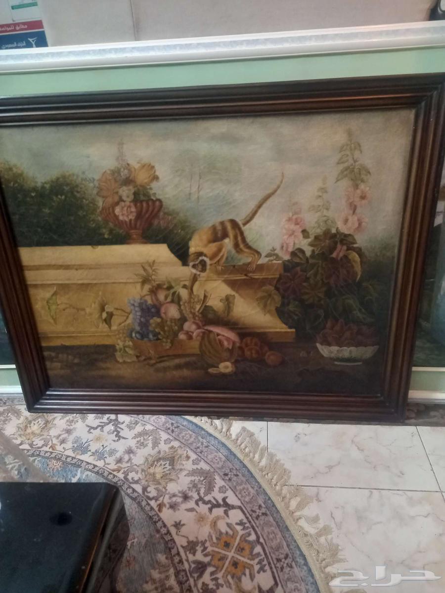Classic dining table, classic side tables, paintings and antiques64468357200129111
