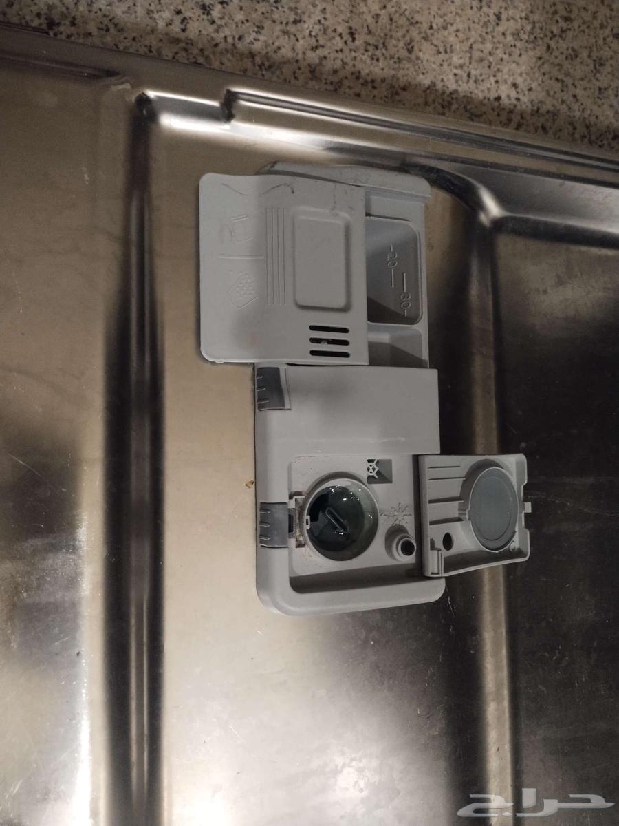 غساله صحون في حاله الوكاله غير مستخدمه سبب البيع سفر64471649486979113