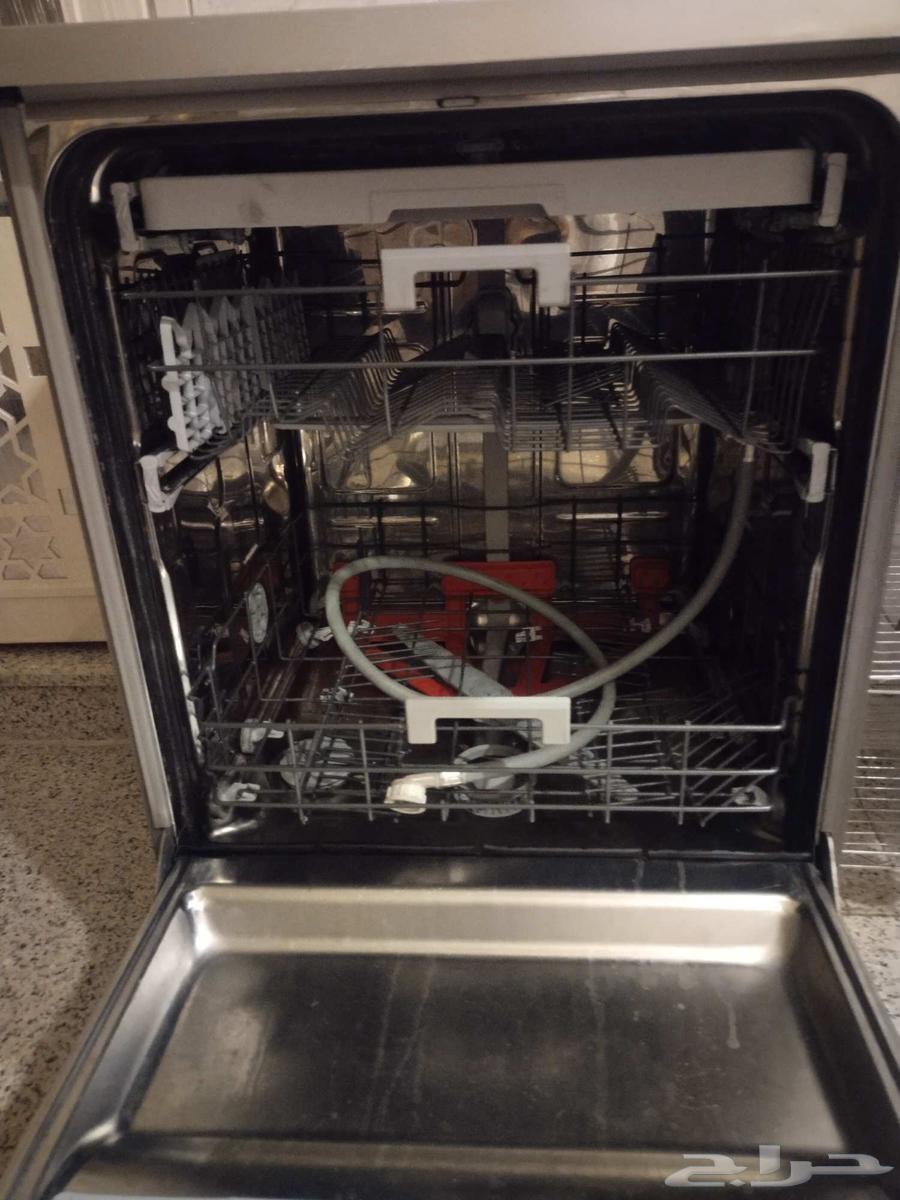 غساله صحون في حاله الوكاله غير مستخدمه سبب البيع سفر64471649486979112