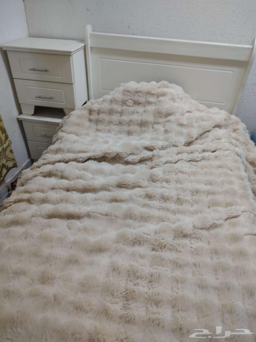 للبيع اثاث بيت ومجلس وثلاجات وغرفة نوم مفرد64468468201474111