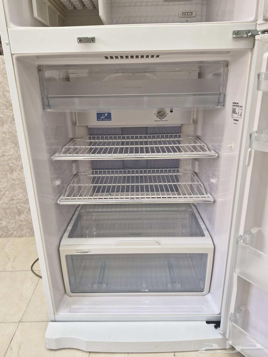 للبيع ثلاجة شركة هيتاشي المقاس 18.5 قدم64468092973315114