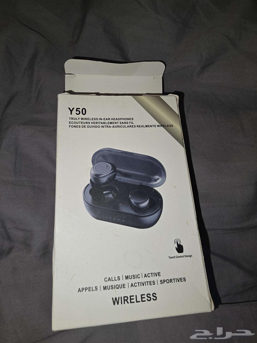 y56 earphone, momax earphone, and small stc speaker64470773022083110