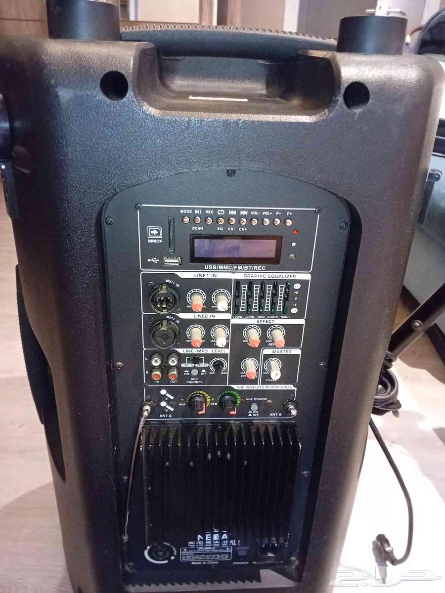 سماعات بلوتوث وديجي للحفلات والقاعات جدا نظيفه بي الاستاند64470209677315113