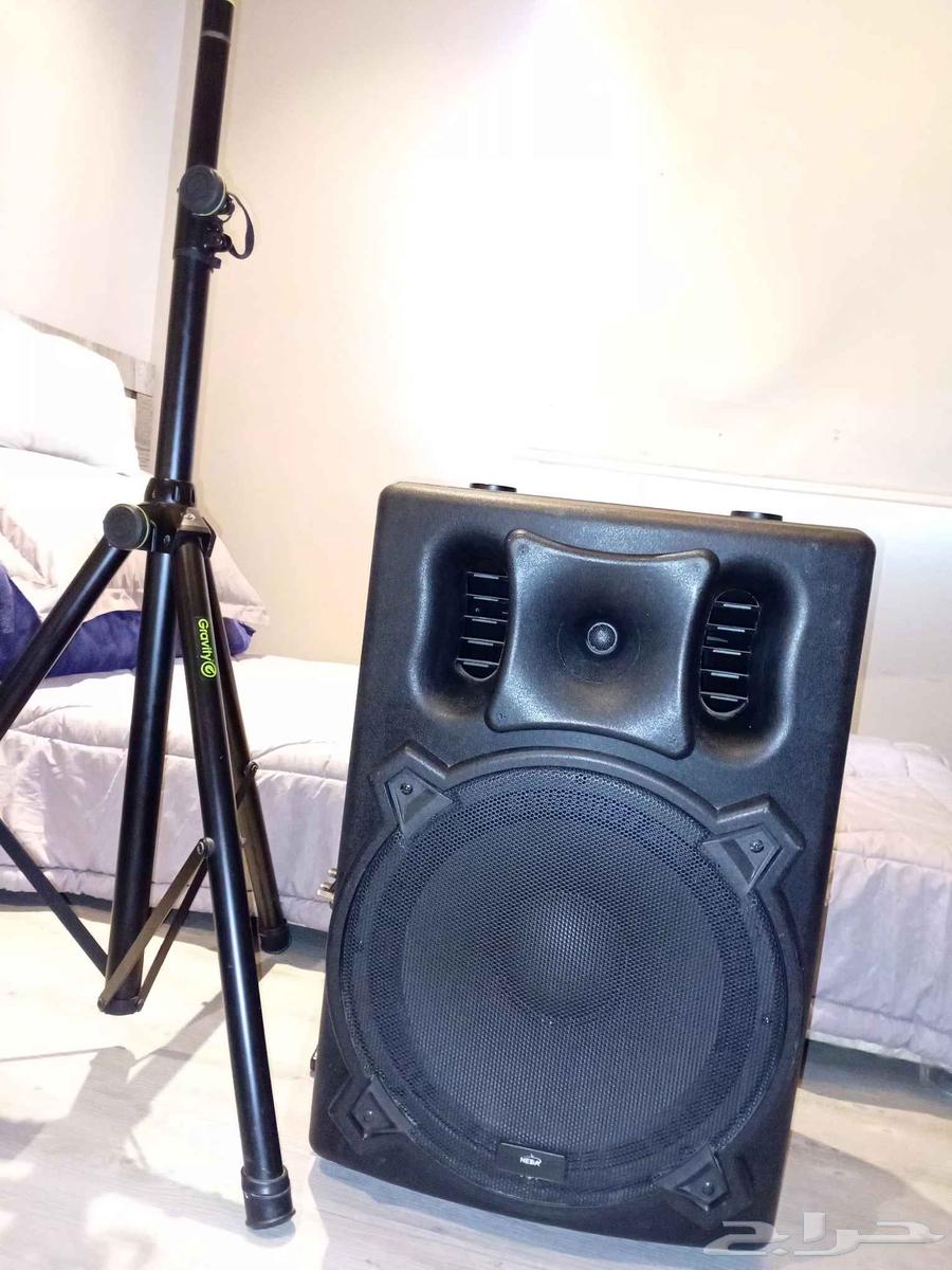 سماعات بلوتوث وديجي للحفلات والقاعات جدا نظيفه بي الاستاند64470209677315114