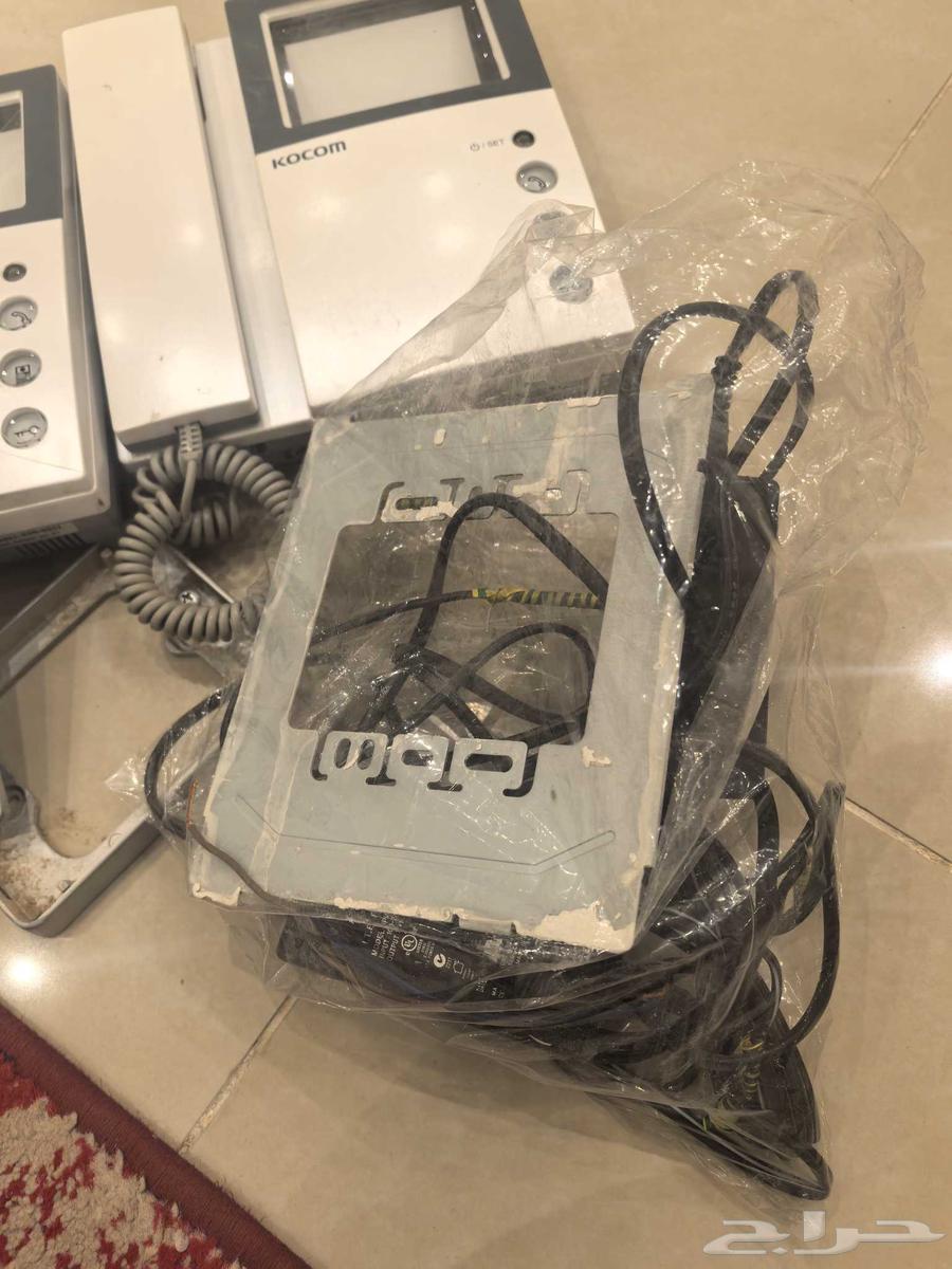 Intercom with screen64465226396291114