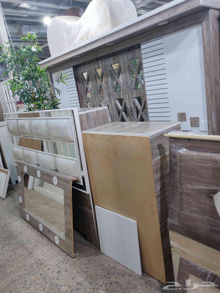 غرف نوم ودواليب مستعمل بحاله ممتازه64468426170498110