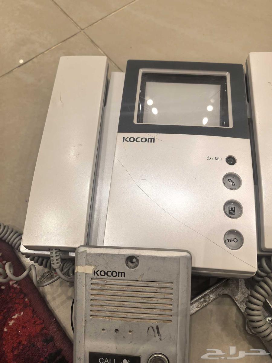 Intercom with screen64465226396291111