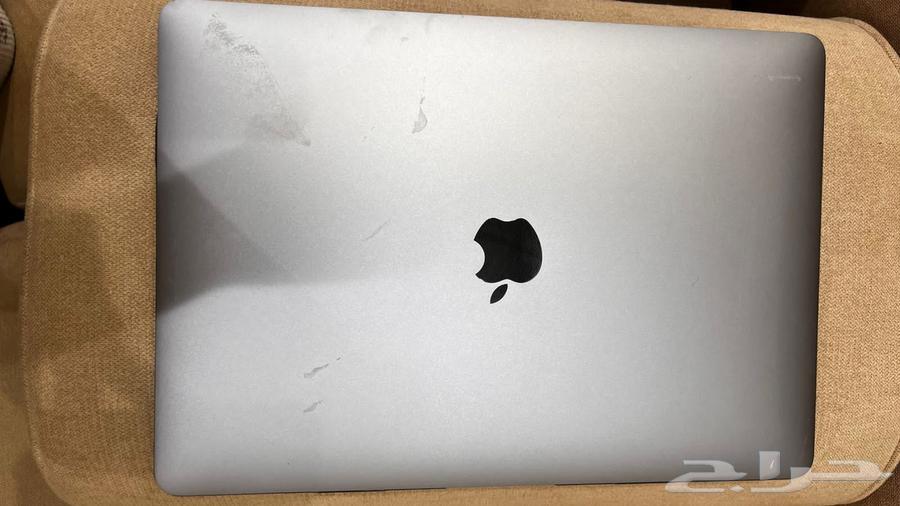 أبل ماك بوك اير للبيع استخدام بسيط64466418374531111