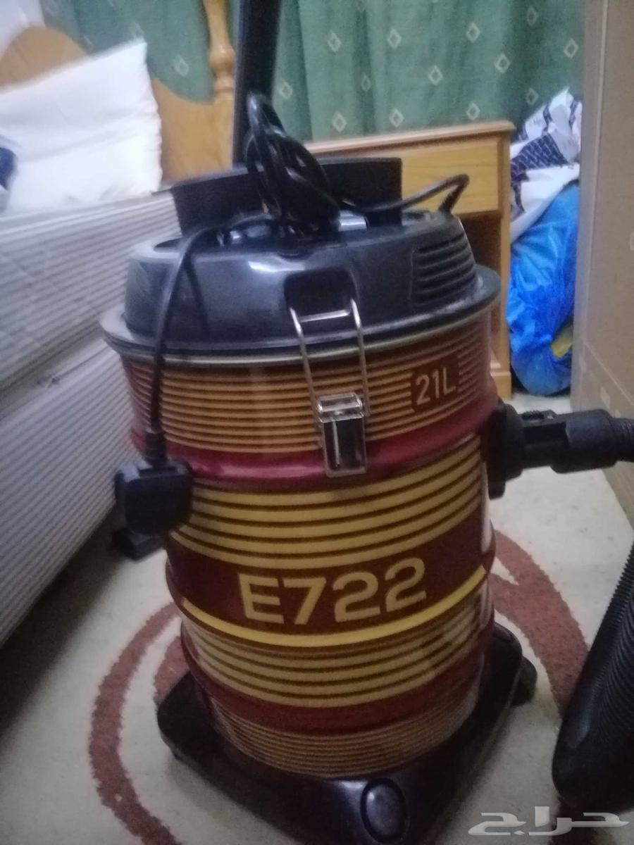 Electric vacuum and Wi-Fi device used for months and heater all64468801231618110