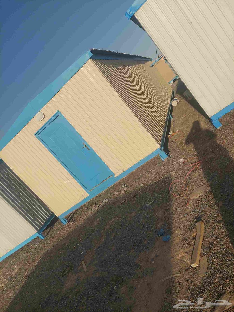 Containers of all sizes barn64466516402050110