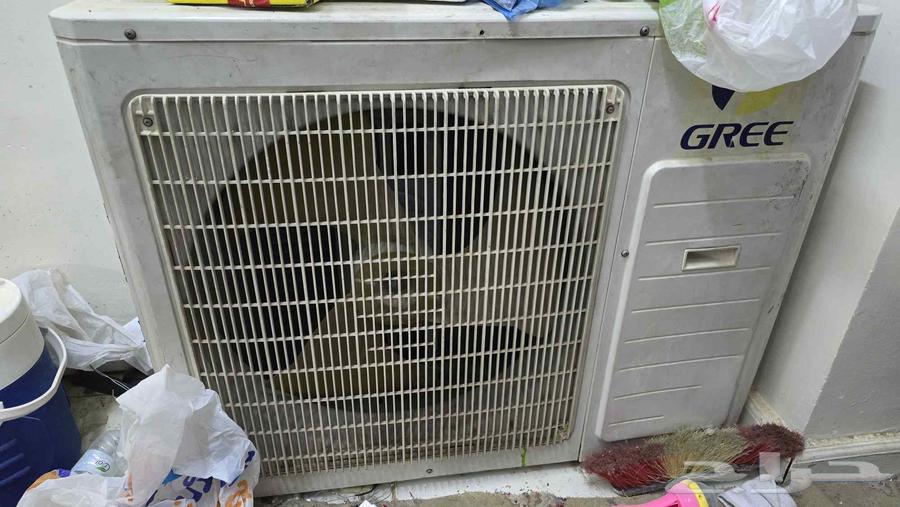 Two used refrigerators, used automatic washing machine, 4 window desert coolers64470718131075112