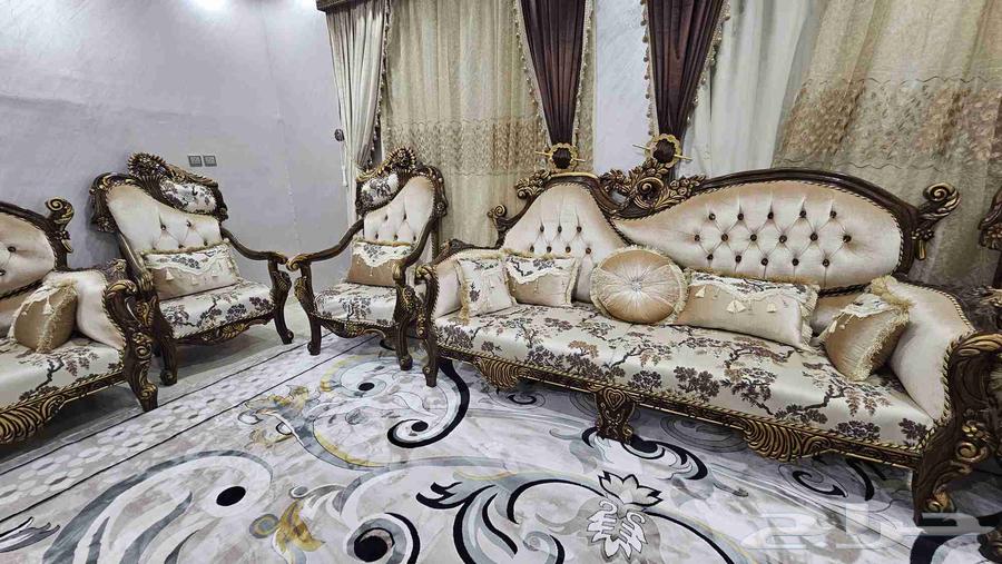 Classic Model 10-Piece Lounge Sofa Set with Tables and Three Curtains64464873934723111