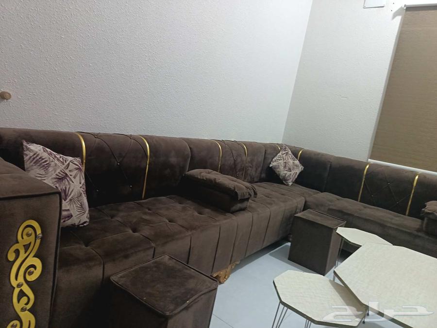 كنب كبير عشر قطع نضيف مافيه اي عيب64467941158530112