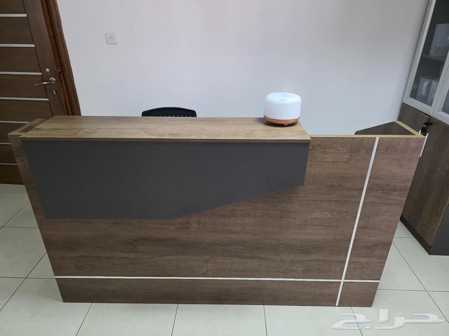 مكتب استقبال مستعمل نظيف للبيع64468440062209111