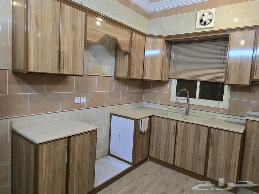 مطبخ 4 4 نظيف جدا64470607399427111