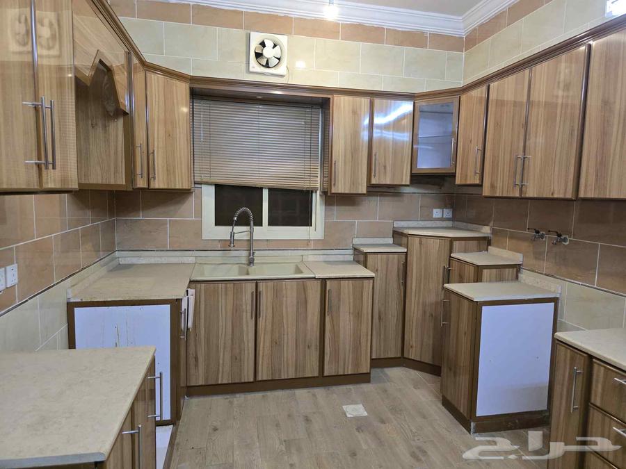 مطبخ 4 4 نظيف جدا64470607399427113