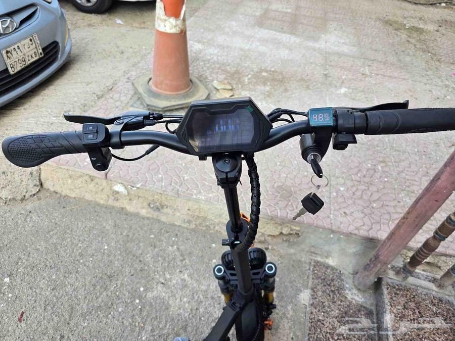 اسكوتر للبيع 1500 ريال مده الاستخدام يوم واحد فقط64468785430657113