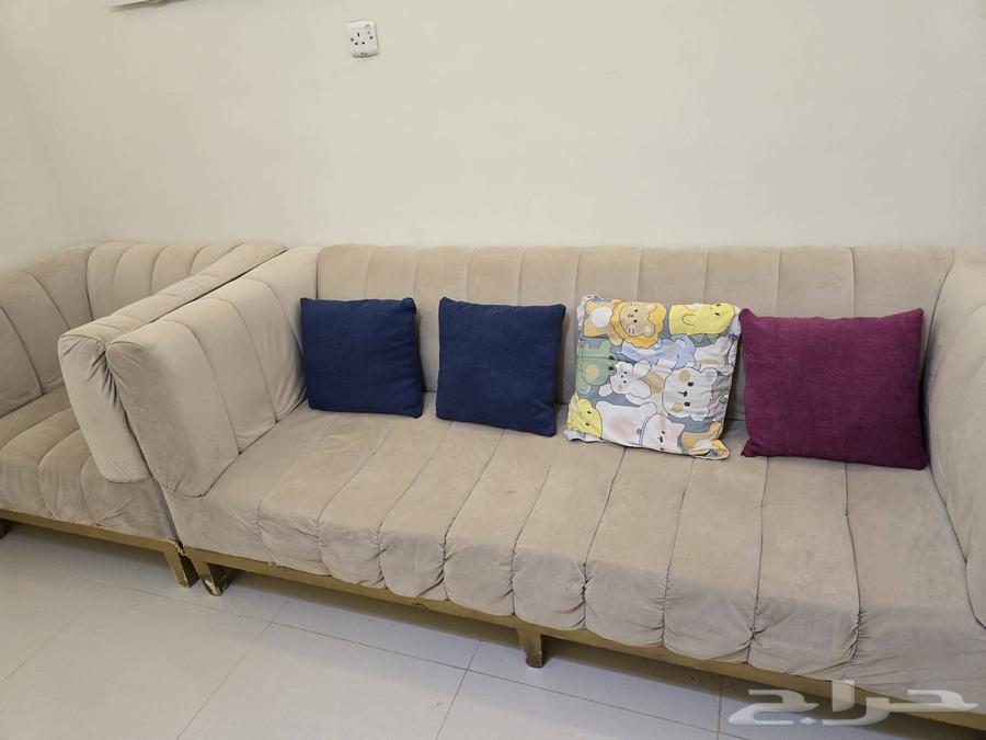 كنب 7 افراد لسرعة البيع 300 ريال حي الرمال64466502403971111